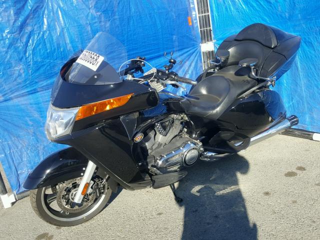 5VPSW36N7C3009293 - 2012 VICTORY MOTORCYCLES VISION TOU BLACK photo 2