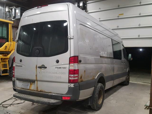 WD3PF4CD9B5532673 - 2011 MERCEDES-BENZ SPRINTER 3 SILVER photo 4