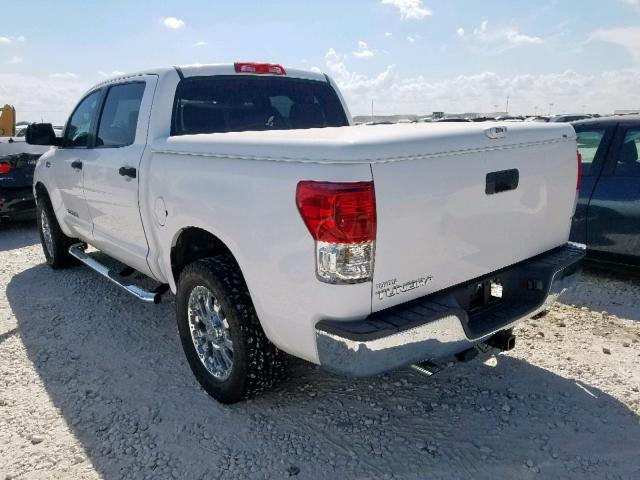 5TFEY5F10AX076953 - 2010 TOYOTA TUNDRA CRE WHITE photo 3