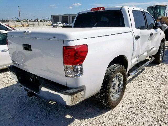 5TFEY5F10AX076953 - 2010 TOYOTA TUNDRA CRE WHITE photo 4