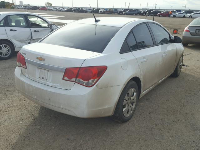 1G1PA5SH5D7289670 - 2013 CHEVROLET CRUZE LS WHITE photo 4