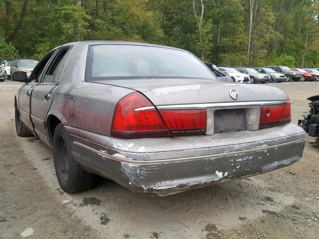 2MEFM74W62X638231 - 2002 MERCURY GRAND MARQ GRAY photo 3