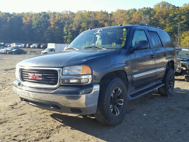 1GKEK13T35J211257 - 2005 GMC YUKON GRAY photo 2