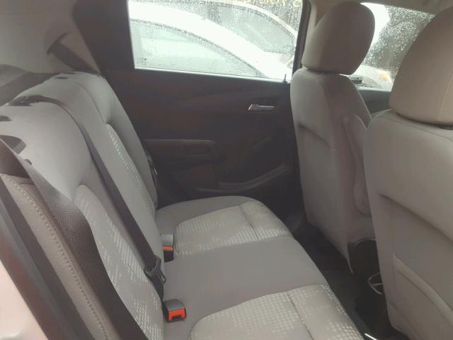 1G1JA6EH4C4211758 - 2012 CHEVROLET SONIC LS SILVER photo 6