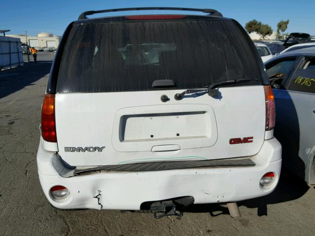 1GKDS13S822376309 - 2002 GMC ENVOY WHITE photo 9