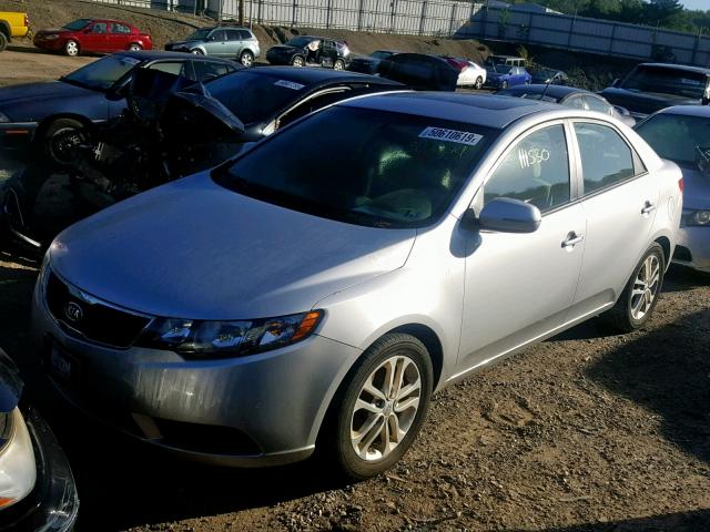 KNAFU4A26B5384410 - 2011 KIA FORTE EX SILVER photo 2