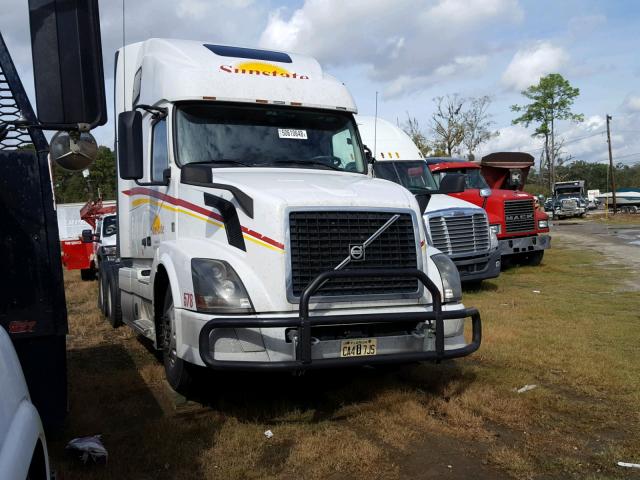 4V4NC9EH9EN168363 - 2014 VOLVO VN VNL WHITE photo 1