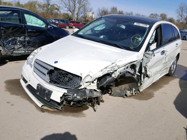 4JGCB65E58A075115 - 2008 MERCEDES-BENZ R 350 WHITE photo 2