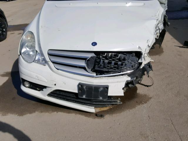 4JGCB65E58A075115 - 2008 MERCEDES-BENZ R 350 WHITE photo 7