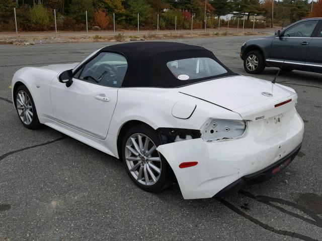 JC1NFAEK2H0105619 - 2017 FIAT 124 SPIDER WHITE photo 3