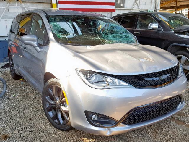 2C4RC1FG2KR666830 - 2019 CHRYSLER PACIFICA T SILVER photo 1