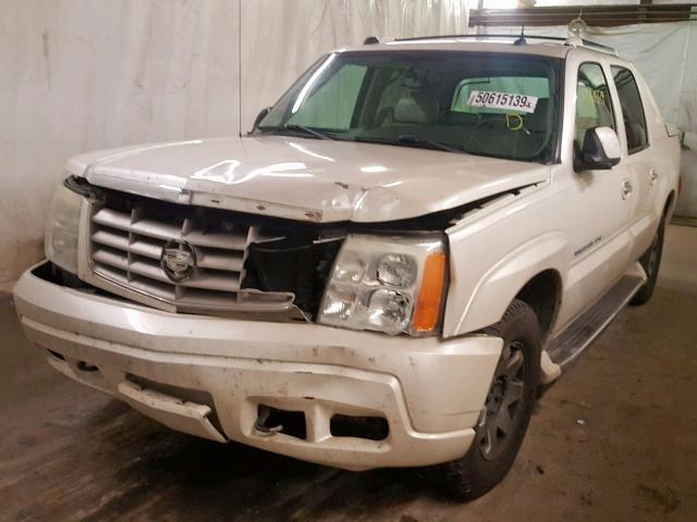 3GYEK62N64G104497 - 2004 CADILLAC ESCALADE E WHITE photo 2