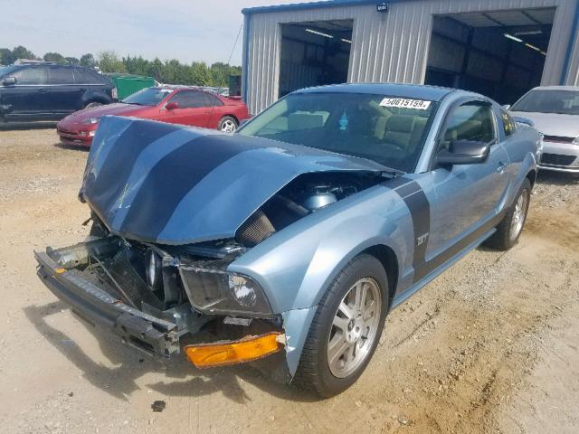 1ZVFT82H865167105 - 2006 FORD MUSTANG GT BLUE photo 2