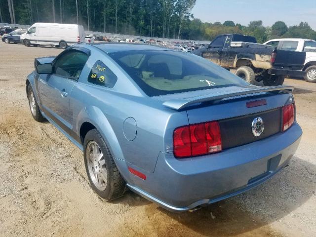 1ZVFT82H865167105 - 2006 FORD MUSTANG GT BLUE photo 3