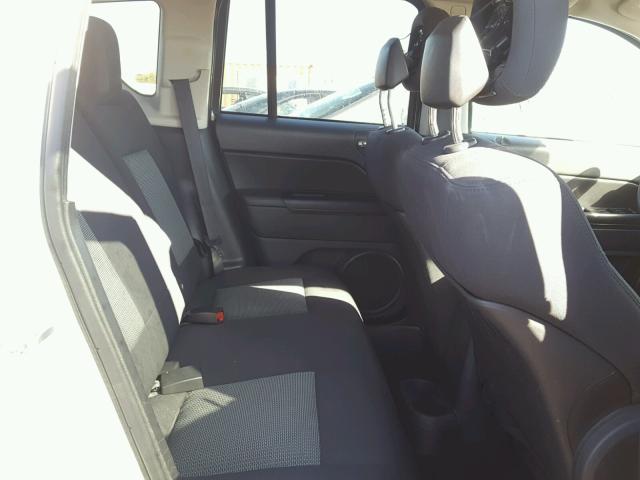 1J4NT4FA4AD504687 - 2010 JEEP COMPASS SP 白色 照片 6