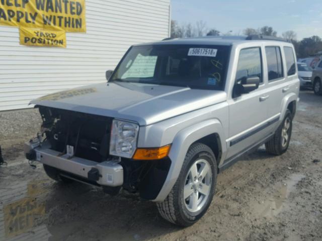 1J8HG48K88C248091 - 2008 JEEP COMMANDER Gümüş foto 2