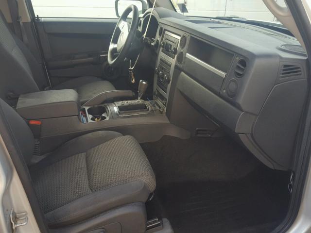1J8HG48K88C248091 - 2008 JEEP COMMANDER Gümüş foto 5