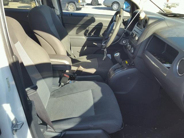 1J4NF1FB9BD193600 - 2011 JEEP COMPASS SP 白色 照片 5