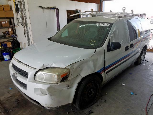 1GBDV13118D150088 - 2008 CHEVROLET UPLANDER I WHITE photo 2