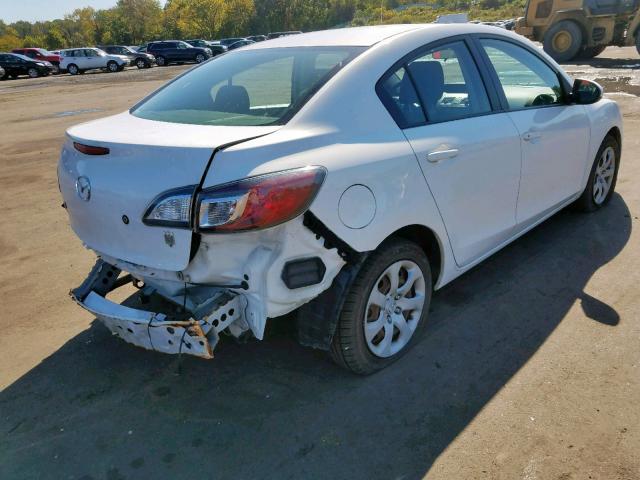 JM1BL1UG9B1464673 - 2011 MAZDA 3 I WHITE photo 4