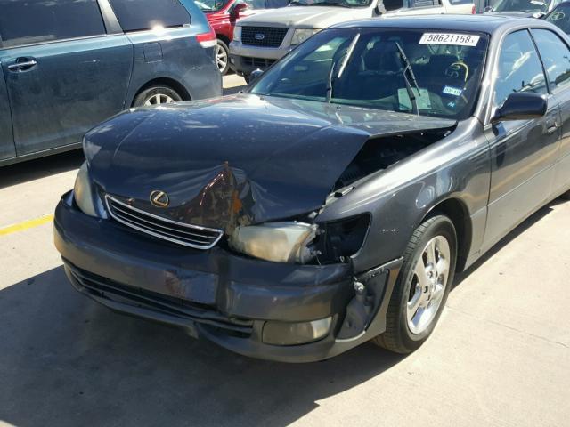 JT8BF28G515107617 - 2001 LEXUS ES 300 GRAY photo 9