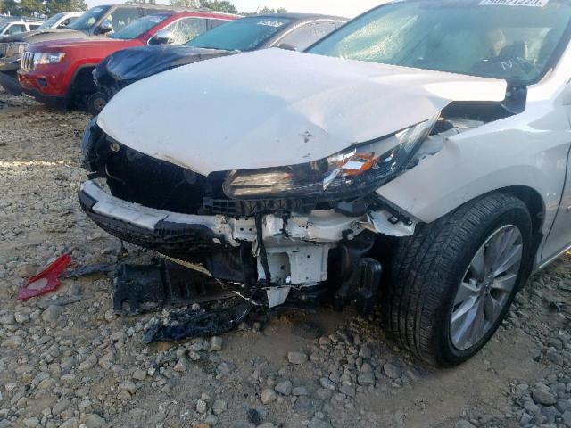 1HGCR2F82FA012697 - 2015 HONDA ACCORD EXL WHITE photo 9