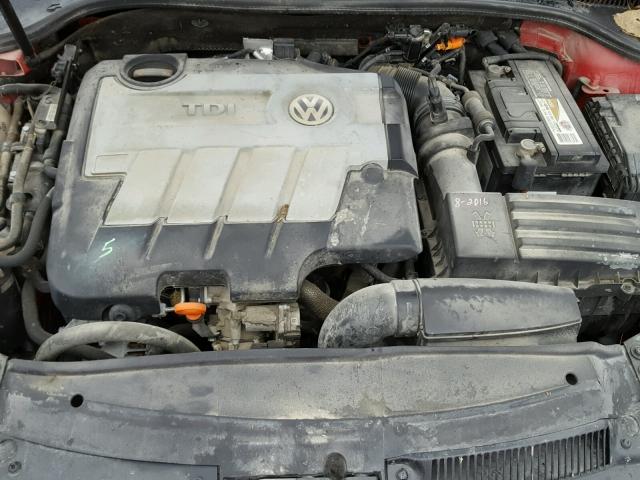 WVWNM7AJ8BW316725 - 2011 VOLKSWAGEN GOLF 红色 照片 7