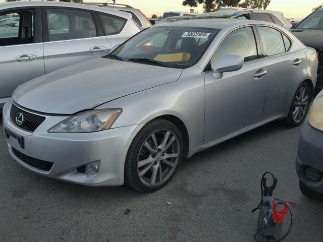 JTHBK262265024799 - 2006 LEXUS IS 250 SILVER photo 2