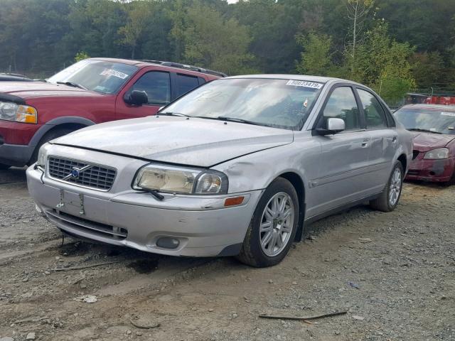 YV1TS592X51409630 - 2005 VOLVO S80 2.5T SILVER photo 2