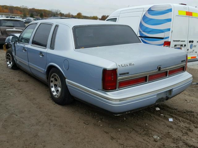 1LNLM82W7VY672627 - 1997 LINCOLN TOWN CAR C BLUE photo 3