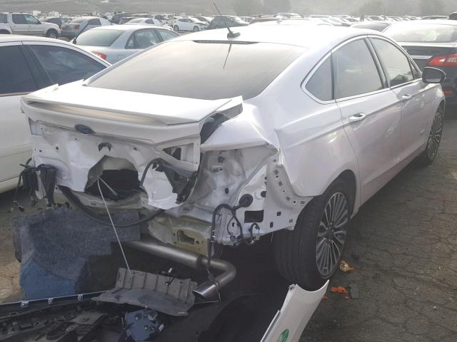 3FA6P0SU7HR105514 - 2017 FORD FUSION TIT WHITE photo 4