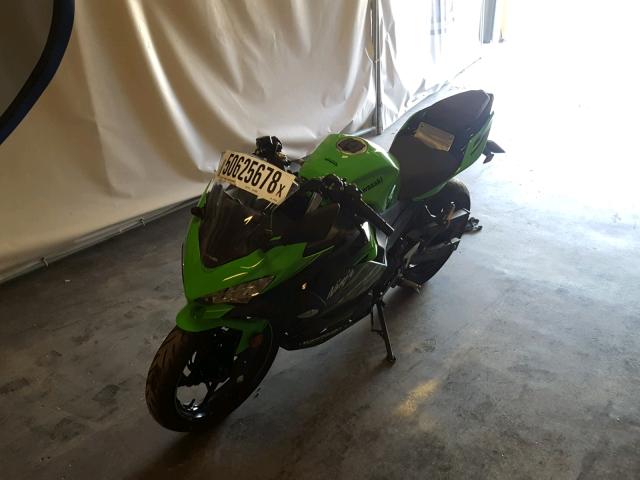 JKAEXKG16JDA05545 - 2018 KAWASAKI EX400 GREEN photo 2