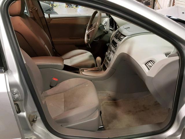 1G1ZG57B594182560 - 2009 CHEVROLET MALIBU LS 银色 照片 5