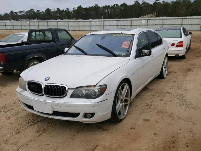 WBAHN83507DT73792 - 2007 BMW 750 WHITE photo 2