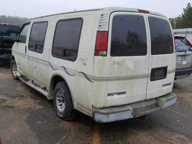 1GBFG15RXX1024205 - 1999 CHEVROLET EXPRESS G1 WHITE photo 3