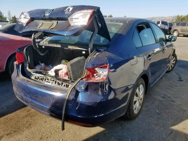 3VW2K7AJ3EM380519 - 2014 VOLKSWAGEN JETTA BASE ლურჯი ფოტო 4