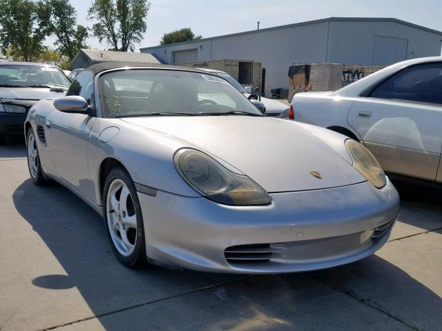 WP0CA2981YU620455 - 2000 PORSCHE BOXSTER SILVER photo 1