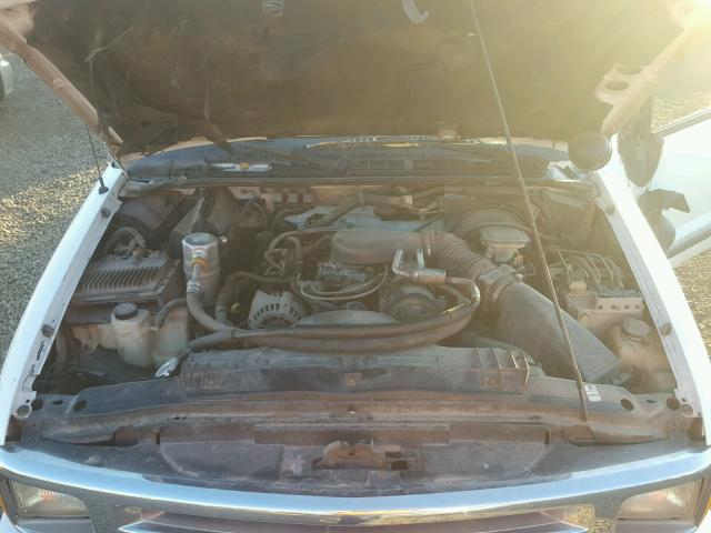 1GNCS13W8T2168109 - 1996 CHEVROLET BLAZER WHITE photo 7