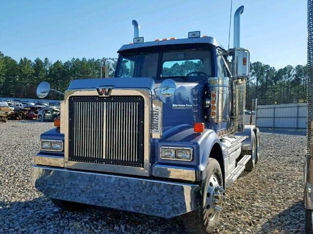 5KJJAEDV0CPBF4564 - 2012 WESTERN STAR/AUTO CAR CONVENTION BLUE photo 2