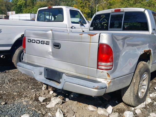 1B7GL2AXX1S120746 - 2001 DODGE DAKOTA QUA SILVER photo 9