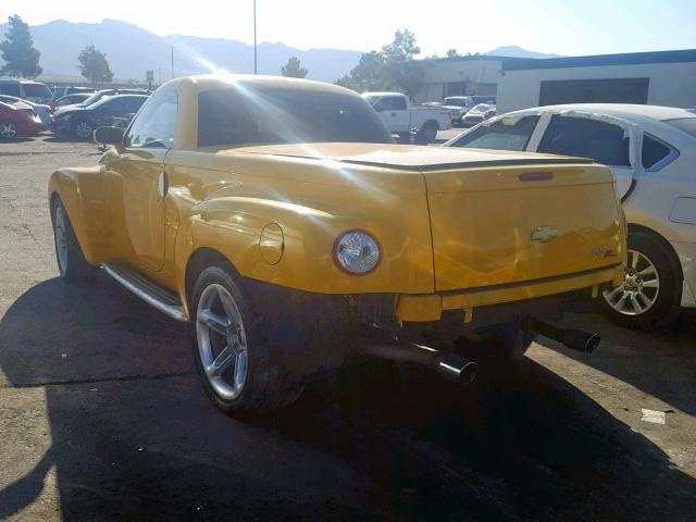 1GCES14P34B112198 - 2004 CHEVROLET SSR 黄色 照片 3