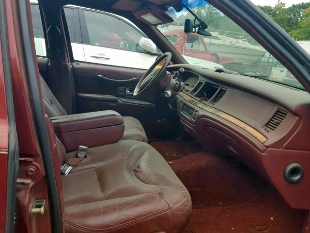 1LNLM83W4TY605267 - 1996 LINCOLN TOWN CAR C BURGUNDY photo 5