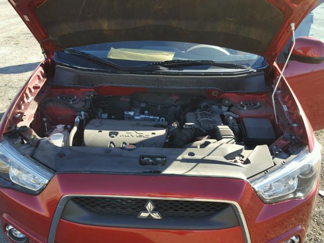 JA4AP3AU9BZ024762 - 2011 MITSUBISHI OUTLANDER RED photo 7