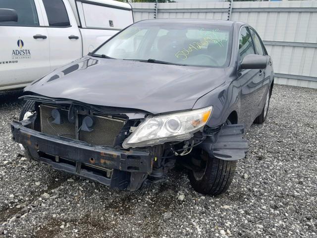 4T4BF3EK5BR159158 - 2011 TOYOTA CAMRY BASE GRAY photo 2