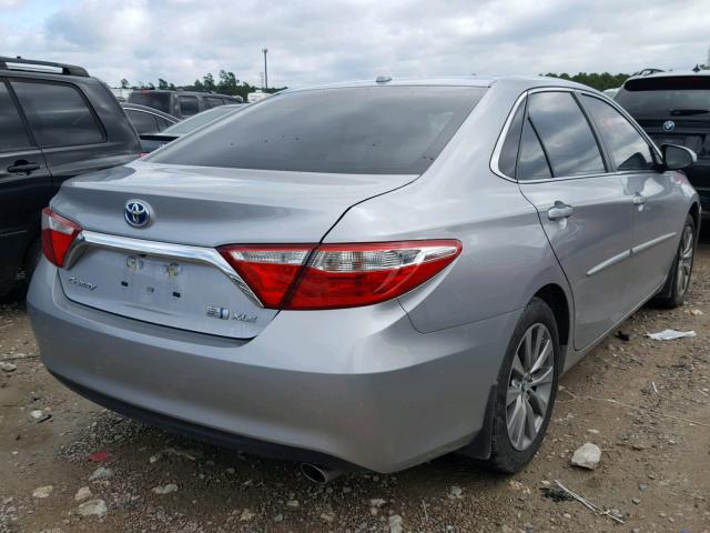 4T1BD1FK9FU163156 - 2015 TOYOTA CAMRY HYBR SILVER photo 4