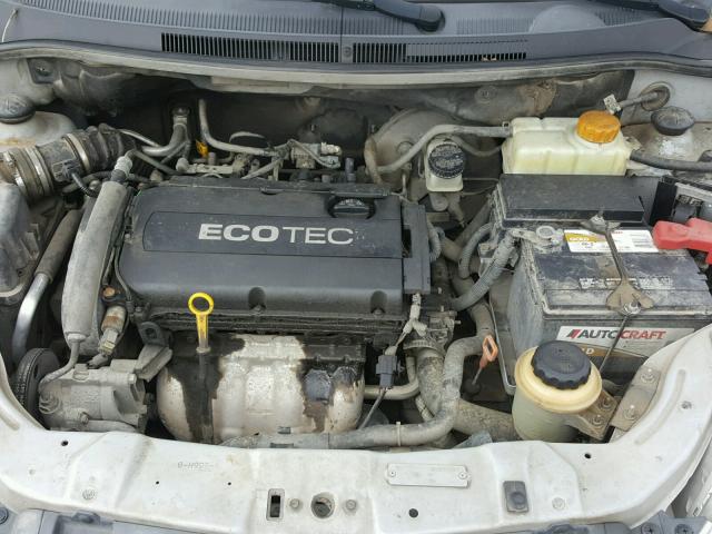 KL1TD6DEXAB090958 - 2010 CHEVROLET AVEO LS GRAY photo 7