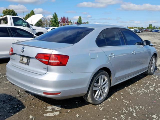 3VWLA7AJ7FM250512 - 2015 VOLKSWAGEN JETTA TDI SILVER photo 4