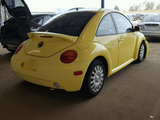 3VWCK21C32M405262 - 2002 VOLKSWAGEN NEW BEETLE YELLOW photo 4