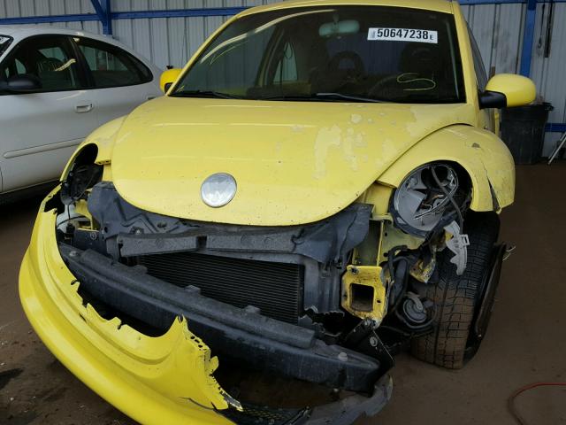 3VWCK21C32M405262 - 2002 VOLKSWAGEN NEW BEETLE YELLOW photo 9