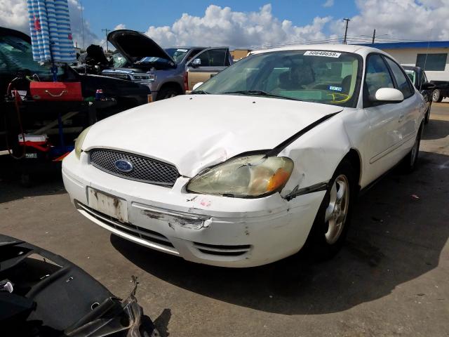 1FAFP55U44G105402 - 2004 FORD TAURUS SES WHITE photo 2